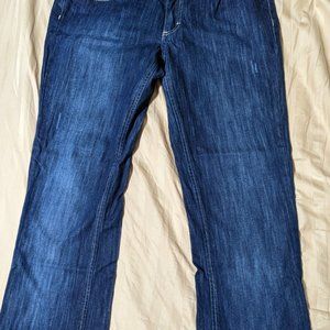 Wrangler Jeans Womens 9/10 Blue Bootcut Medium Wash Premium Patch Cowgirl